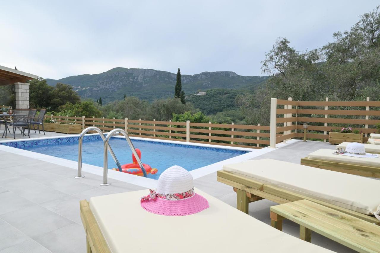 Villa Michalis リアパデス エクステリア 写真